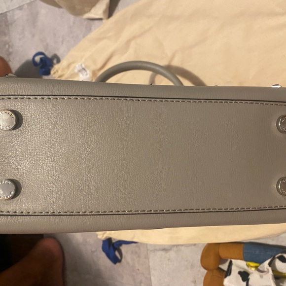 Mk vintage grey stud satchel no longer made good condition - Picture 4 of 6